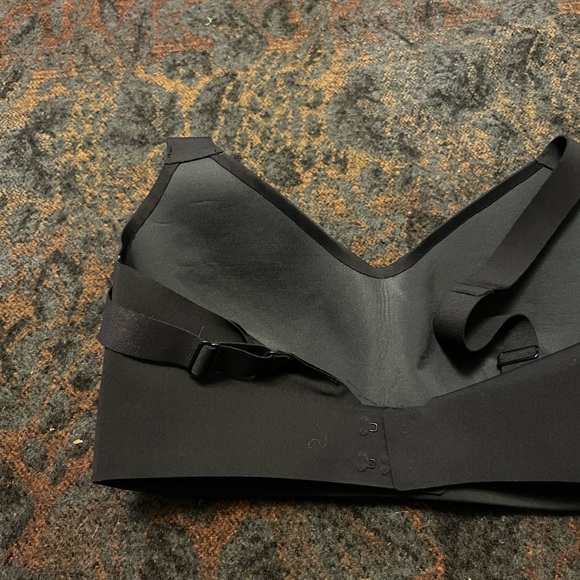 Lululemon High Energy Bra - Picture 1 of 5